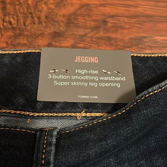 Torrid High Rise Super Soft Distressed Ripped Jeggings - Picture 12 of 16